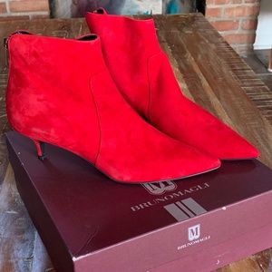 Red Suede ankle boots with kitten heel